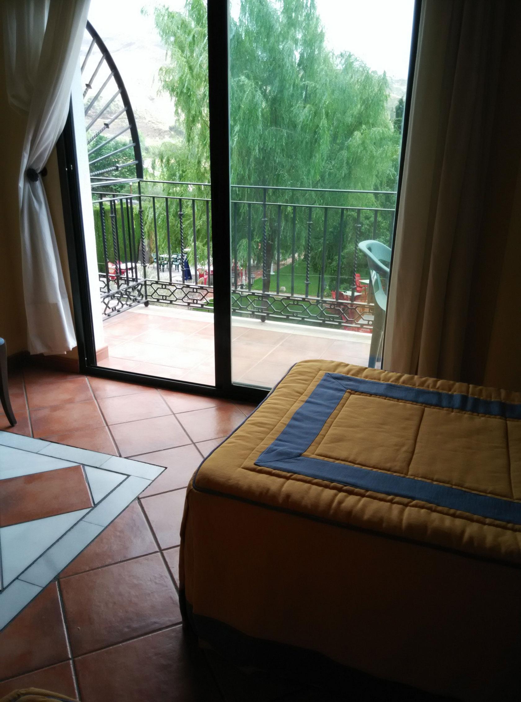 Hotel Calderon Cenes De La Vega Buitenkant foto